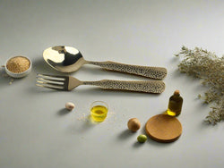 stainless steel gold plated cutlery set 29 pcs with stand at reasonable price from best cutlery brand 