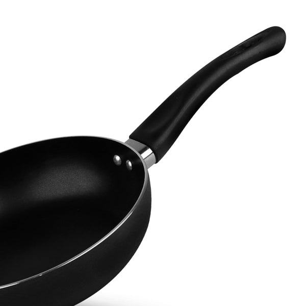 best quality chef non stick round frying / cooking pan at best price from Pakistan best cookware brand